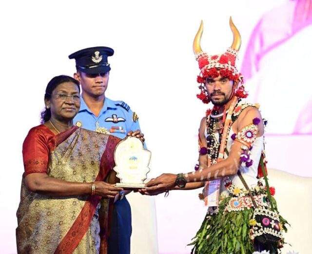 1763975421_52a4eeb17b7942df8aa5