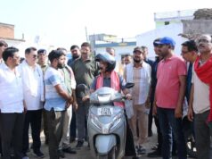 स्कूटी पर निकले उप मुख्यमंत्री अरुण साव, नगर भ्रमण कर विकास कार्यों का लिया जायजा