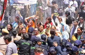 सीबीआई जांच में खुलासा हुआ है कि नीट का पेपर 5 राज्यों में बिका