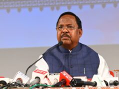 विश्व मंच पर छत्तीसगढ़ की सांस्कृतिक छाप: प्रधानमंत्री नरेंद्र मोदी ने न्यूजीलैंड के प्रधानमंत्री को भेंट की बस्तर की ढोकरा ट्री ऑफ लाइफ शिल्पकृति