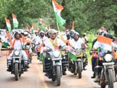 तिरंगा यात्रा के दूसरे दिवस माँ दंतेश्वरी की पूजा-अर्चना कर उप मुख्यमंत्री एवं वन मंत्री ने किया यात्रा का शुभारंभ
